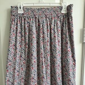 LOFT Multicolor Floral Skirt Large Petite with Tiered Bottom